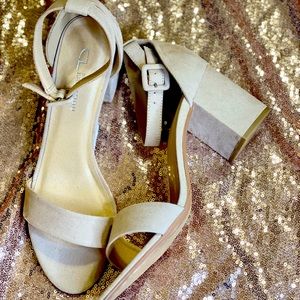 Super cute nude heels 👡